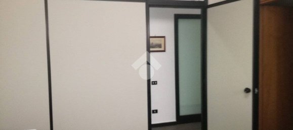 Garage à Potenza, Italy 85m² No. 139528 13