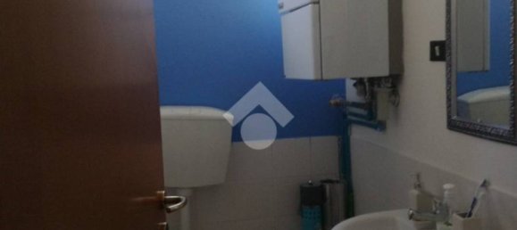 Garage à Potenza, Italy 85m² No. 139528 19