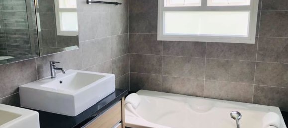 4 bedrooms Cafe / restaurant in Pattaya, Thailand No. 1032 12