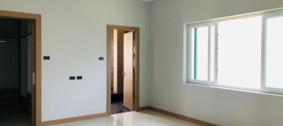 4 bedrooms Cafe / restaurant in Pattaya, Thailand No. 1032 8