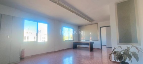  Office in Mollet Del Valles, Spain No. 166815 16