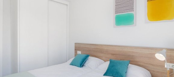 Apartamento de 2 dormitorios en Alicante, Spain No. 177317 13