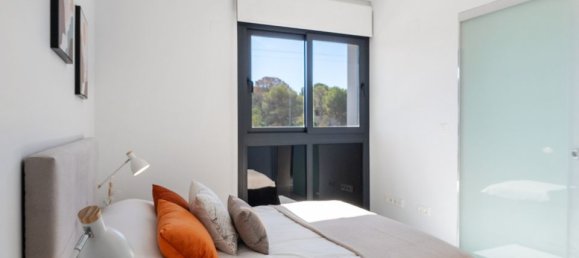 Apartamento de 2 dormitorios en Alicante, Spain No. 177317 9