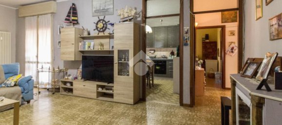 3 Schlafzimmer Wohnung in Carpi, Italy, Nr. 273390 4