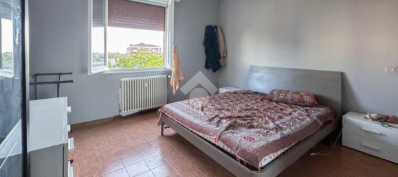 3 Schlafzimmer Wohnung in Carpi, Italy, Nr. 273390 3