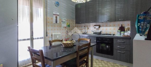 3 Schlafzimmer Wohnung in Carpi, Italy, Nr. 273390 16