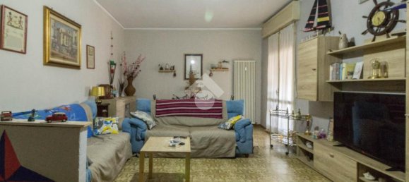 3 Schlafzimmer Wohnung in Carpi, Italy, Nr. 273390 20