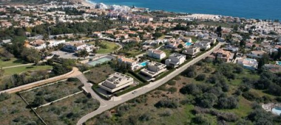 4 bedrooms Villa in Lagos, Portugal No. 150078 2