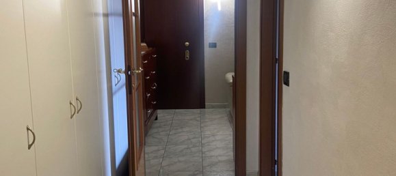 3 bedrooms Apartment in Bresso, Italy No. 365001 5