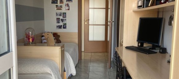 3 bedrooms Apartment in Bresso, Italy No. 365001 8