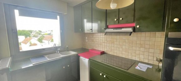 2 bedrooms Apartment in Montreuil, France No. 150878 5