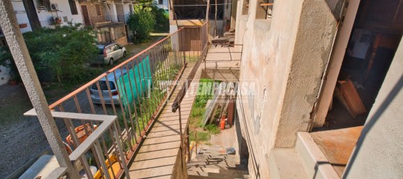 2 rooms House in Cameri, Italy No. 293718 6