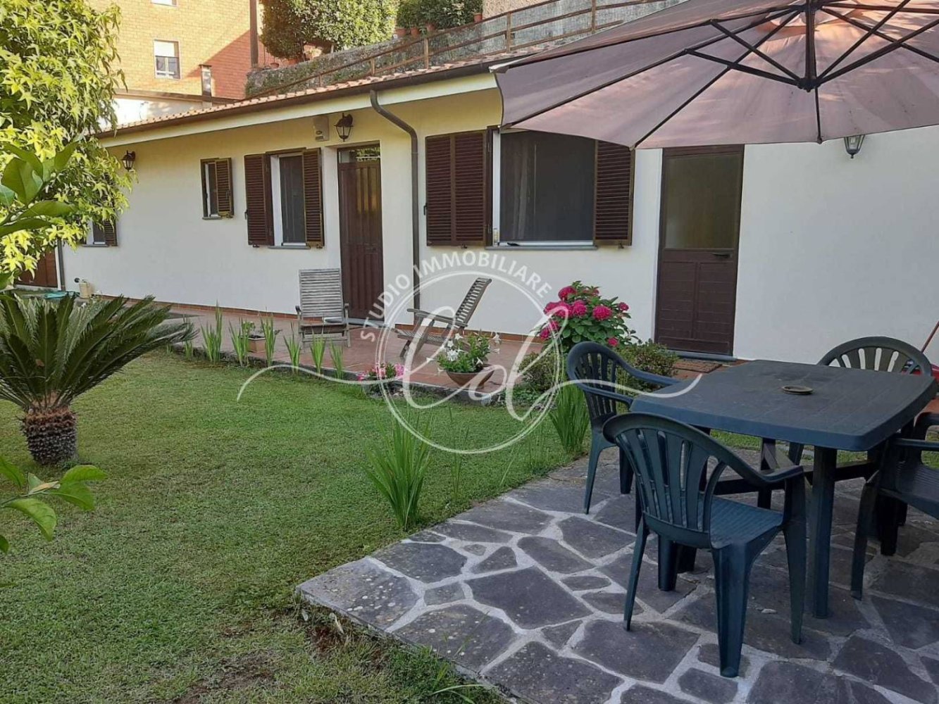 Villa de 2 dormitorios en Pietrasanta, Italy No. 325539
