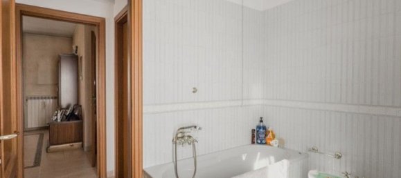 5 Schlafzimmer Villa in Trecate, Italy, Nr. 343090 7