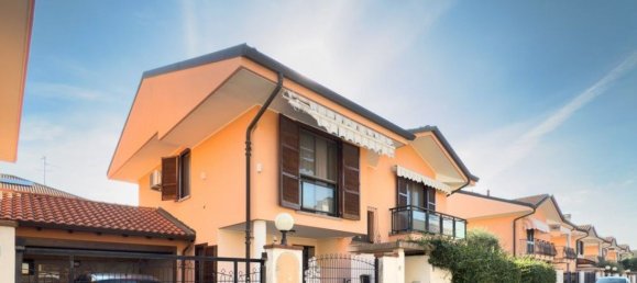 5 Schlafzimmer Villa in Trecate, Italy, Nr. 343090 13