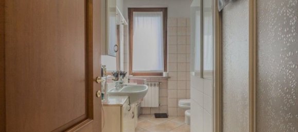 5 Schlafzimmer Villa in Trecate, Italy, Nr. 343090 29