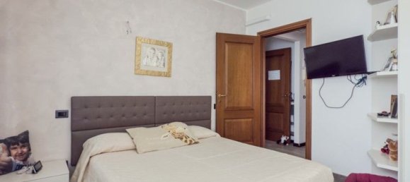 5 Schlafzimmer Villa in Trecate, Italy, Nr. 343090 35