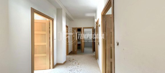 2 bedrooms Apartment in Milan, Italy No. 347088 9
