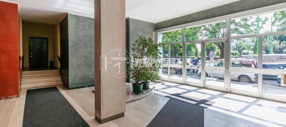 2 bedrooms Apartment in Milan, Italy No. 347088 5