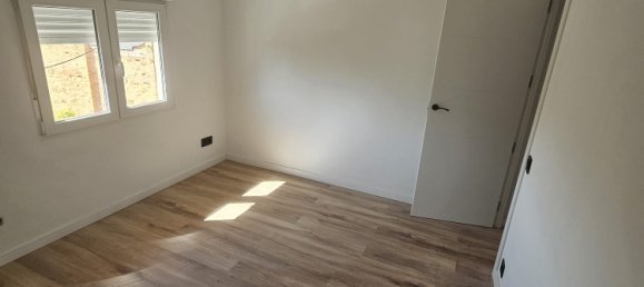 3 Schlafzimmer Wohnung in Esplugues de Llobregat, Spain, Nr. 159041 17