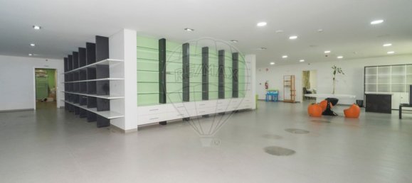 Propiedad comercial en Arruda dos Vinhos, Portugal 539 m² No. 136339 15