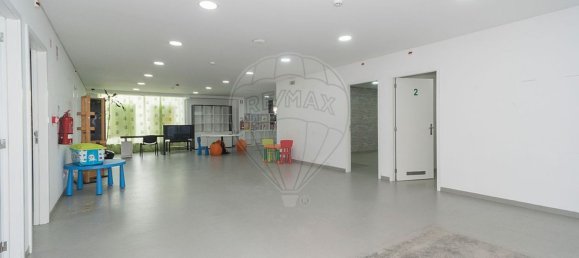 Propiedad comercial en Arruda dos Vinhos, Portugal 539 m² No. 136339 23