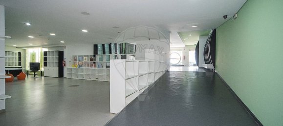 Propiedad comercial en Arruda dos Vinhos, Portugal 539 m² No. 136339 11