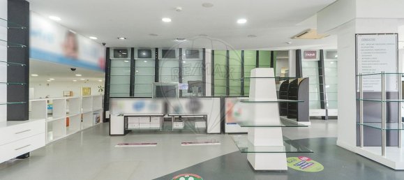 Propiedad comercial en Arruda dos Vinhos, Portugal 539 m² No. 136339 7