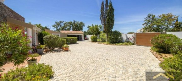 3 Schlafzimmer Villa in Lagoa, Portugal, Nr. 114322 24