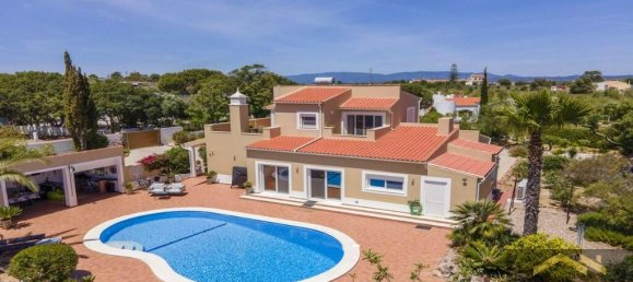 3 Schlafzimmer Villa in Lagoa, Portugal, Nr. 114322 2
