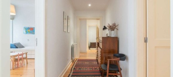 3 bedrooms Apartment in Lisbon, Portugal No. 122227 4