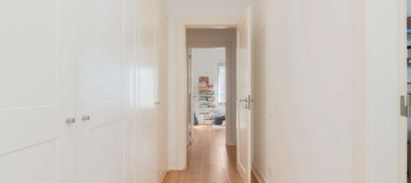 3 bedrooms Apartment in Lisbon, Portugal No. 122227 6