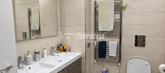 Apartamento de 2 dormitorios en Rho, Italy No. 354179 16
