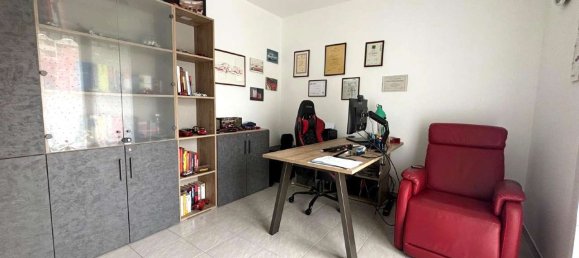 3 bedrooms Apartment in Milan, Italy No. 360146 11