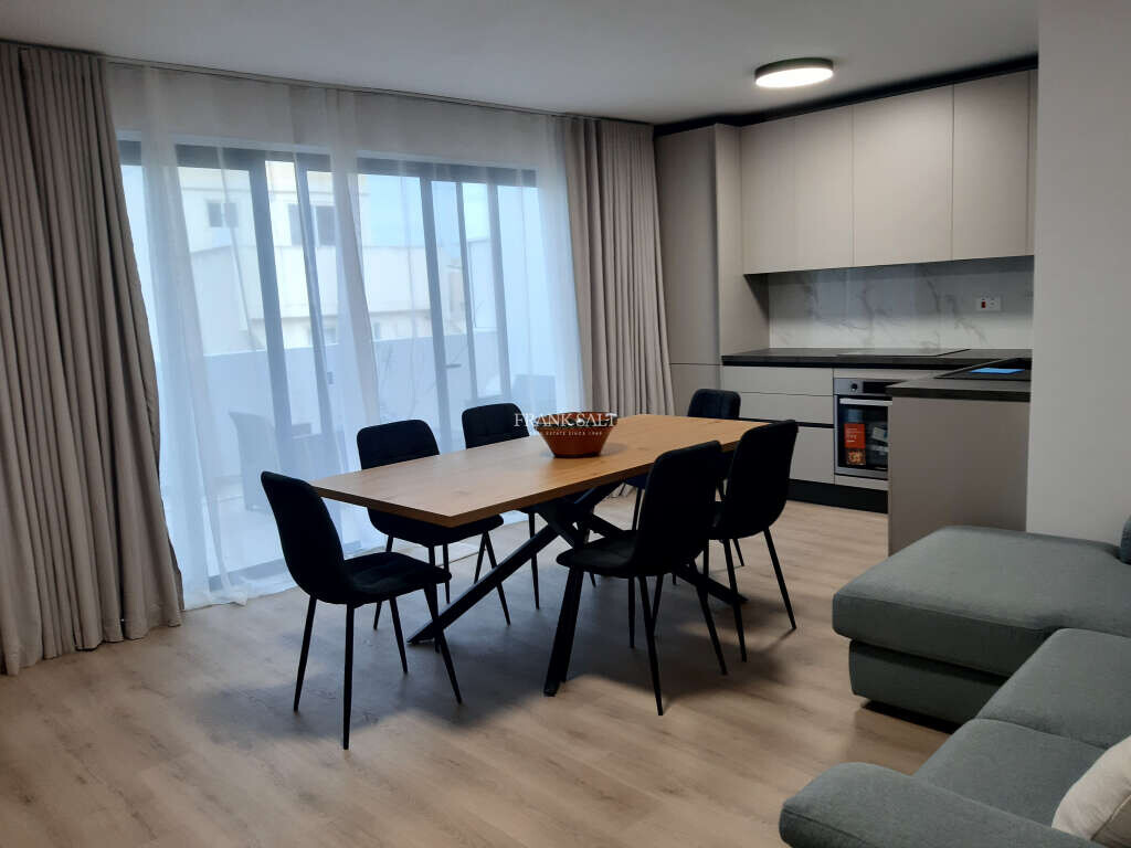 3 bedrooms Apartment in Sliema, Malta No. 10638