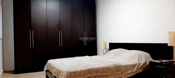 3 bedrooms Apartment in Sliema, Malta No. 10638 3