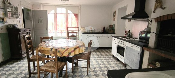 Casa de 5 dormitorios en Vendee, France No. 282485 2