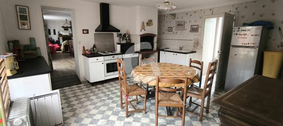 Casa de 5 dormitorios en Vendee, France No. 282485 3