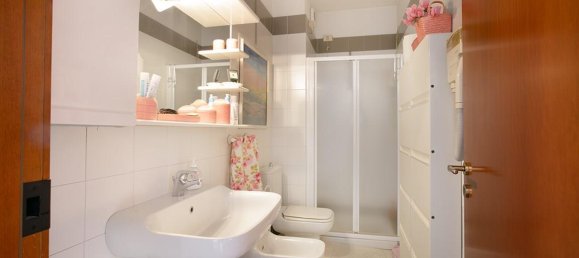 7 rooms Villa in San Donato Milanese, Italy No. 24369 20