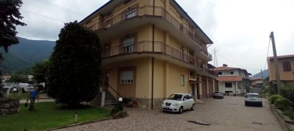 Квартира с 5 комнатами в Сареццо, Италия № 335569 12