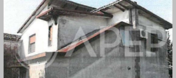 6 bedrooms Apartment in Correzzola, Italy No. 301002 9