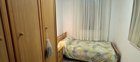 3 bedrooms Apartment in Sants-Montjuic, Spain No. 133362 8