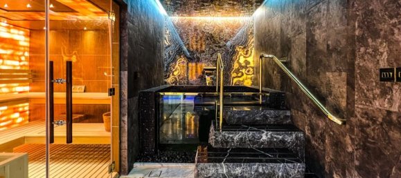 7 bedrooms Villa in Emirates Hills, UAE No. 3643 13