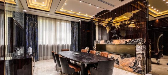 7 bedrooms Villa in Emirates Hills, UAE No. 3643 16