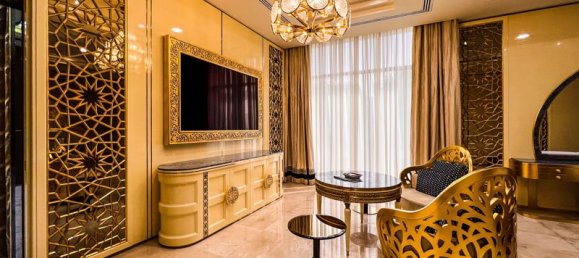 7 bedrooms Villa in Emirates Hills, UAE No. 3643 23