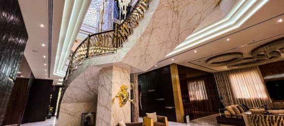 7 bedrooms Villa in Emirates Hills, UAE No. 3643 17