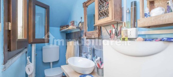 2 bedrooms House in Turin, Italy No. 350251 17