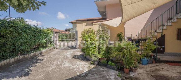 2 bedrooms House in Turin, Italy No. 350251 11