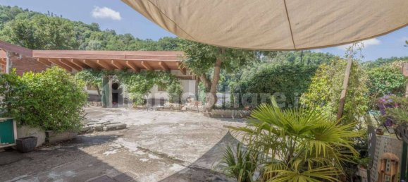 2 bedrooms House in Turin, Italy No. 350251 10