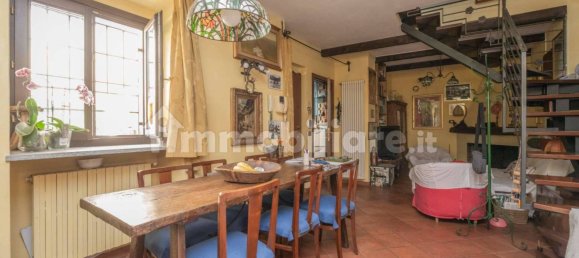 2 bedrooms House in Turin, Italy No. 350251 4